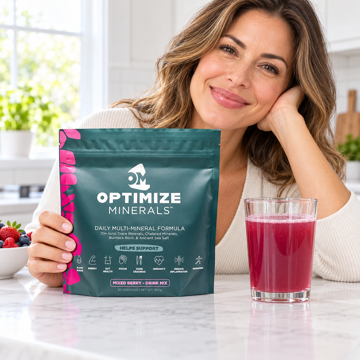 Optimize Minerals Mixed Berry drink mix 30-serving lifestyle image